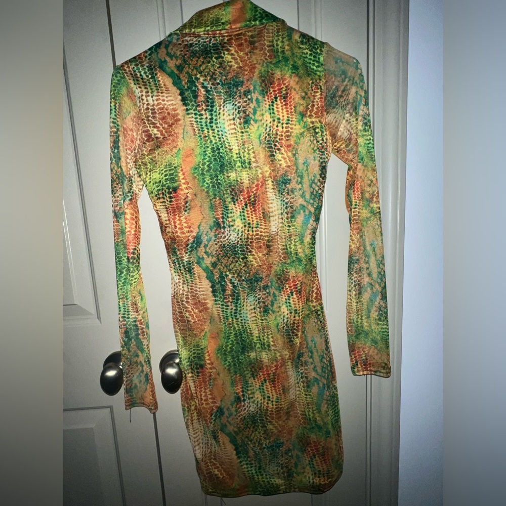 Mini Dress - Picture 2 of 3